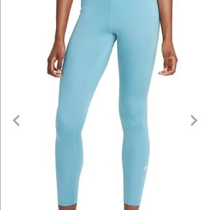 Nike mid rise leggings